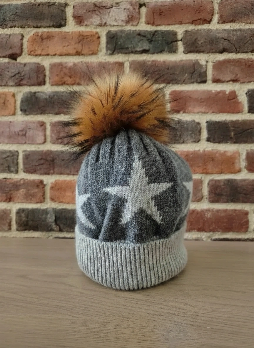 Cashmere Star PomPom Beanie